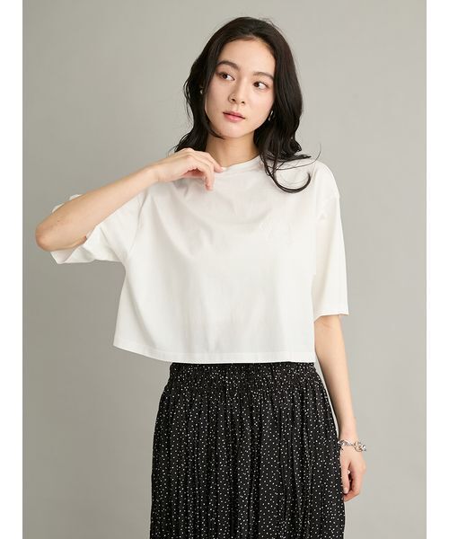Mila Owen(ミラオーウェン)の「【接触冷感】ハイラインモノグラムTシャツ(Tシャツ/カットソー・レディース・ホワイト/ピンク/ダークブラウン/ブラウン/ライム/ブラック・1/0)」の21枚目の写真