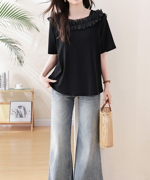 LUCPY(ラクピー)の「フリルオフショルダートップス(その他トップス・レディース・ブラック・XXX-LARGE/XX-LARGE/X-LARGE/LARGE)」の5枚目の写真