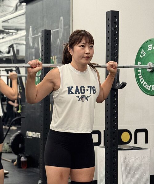 KHAKI GRADO(カーキグラド)の「K.A.G 78 クロップレギュラーフィットスリーブレス (ホワイト)(Tシャツ/カットソー・レディース・その他・SMALL/MEDIUM/LARGE)」の5枚目の写真
