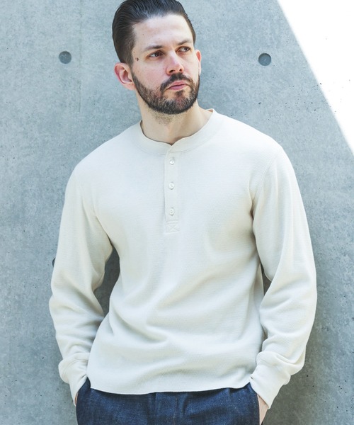 MR.OLIVE(ミスターオリーブ)の「JAPAN HERITAGE HONEYCOMB / HENLEY NECK JERSEY /M263122(Tシャツ/カットソー・メンズ・ナチュラル/ブラック・LARGE/MEDIUM)」の6枚目の写真