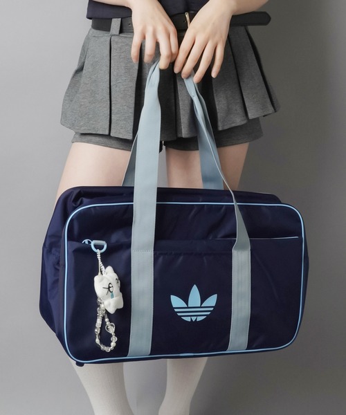 adidas（アディダス）の「【adidas/アディダス】スクールバッグ/スクバ/平成ギャル（ショルダーバッグ・レディース・ネイビー・ONESIZE）」の3枚目の写真