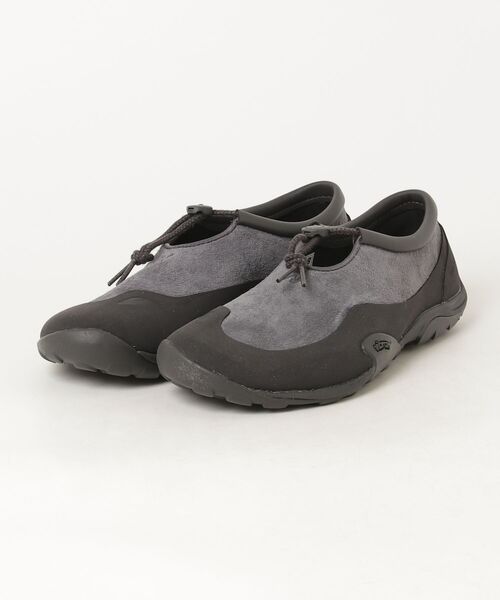 NEW BALANCE(ニューバランス)の「MT10T 364(スニーカー・メンズ・ブラック・28.0cm/27.5cm/27.0cm/26.5cm/29.0cm/26.0cm)」の1枚目の写真
