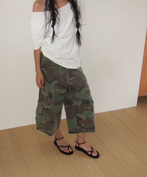 BYOTHERS(バイオザーズ)の「Soleil Knot Sandals(サンダル・レディース・ブラック/ベージュ・23cm/23.5cm/24cm/24.5cm/25cm)」の4枚目の写真