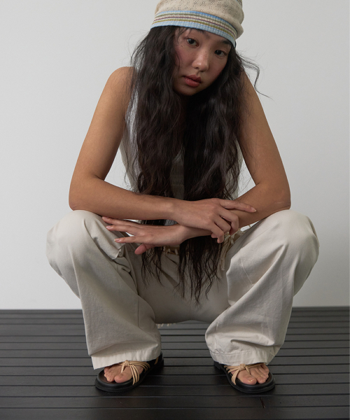 BYOTHERS(バイオザーズ)の「Soleil Knot Sandals(サンダル・レディース・ブラック/ベージュ・23cm/23.5cm/24cm/24.5cm/25cm)」の5枚目の写真