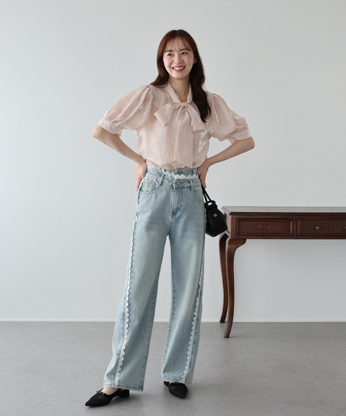 BLUEEAST(ブルーイースト)の「《2サイズ展開》トリムレースデニム(デニムパンツ・レディース・ブルー・LARGE/MEDIUM)」の8枚目の写真