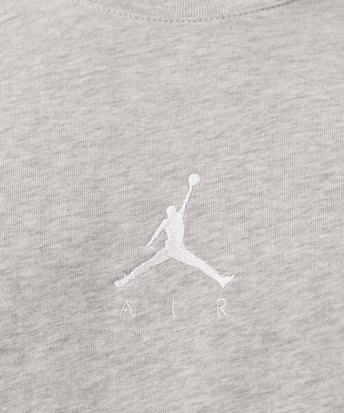 JORDAN BRAND（ジョーダンブランド）の「ジョーダン フライト エッセンシャル メンズ オーバーサイズド Tシャツ / Jordan Flight Essentials Men's Oversized T-Shirt IB7345-050 Grey Heather（Tシャツ/カットソー・メンズ・霜降りグレー・XS/XL/S/M/L/2XL）」の4枚目の写真