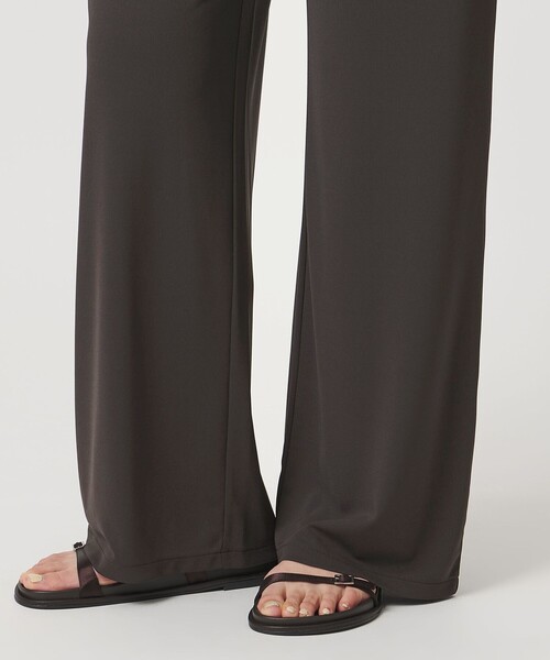 MARW UNITED ARROWS(マルゥ ユナイテッドアローズ)の「<MARW UNITED ARROWS>スムース イージーパンツ UVカット(その他パンツ・レディース・ブラック/ダークグレー・38/36)」の15枚目の写真