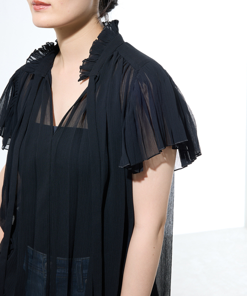 IENA(イエナ)の「《WEB/一部店舗限定》BOUQUET de L’UNE/リュンヌ ブラウス(シャツ/ブラウス・レディース・ブラック・FREE)」の7枚目の写真
