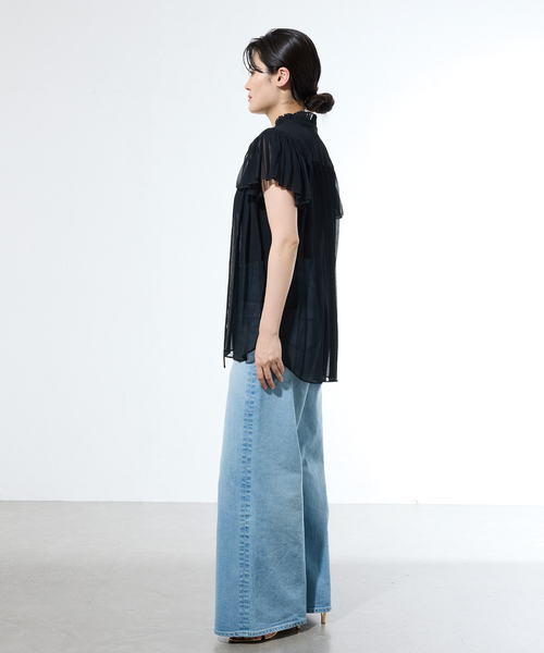 IENA(イエナ)の「《WEB/一部店舗限定》BOUQUET de L’UNE/リュンヌ ブラウス(シャツ/ブラウス・レディース・ブラック・FREE)」の9枚目の写真