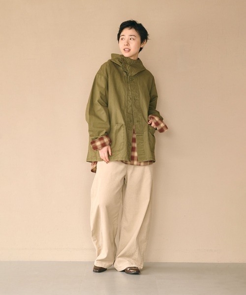 kha:ki（カーキ）の「「KHA:KI / カーキ」GAS PARKA（その他アウター・レディース・オリーブ/ベージュ/グレイッシュベージュ/ブラック・1/2）」の17枚目の写真