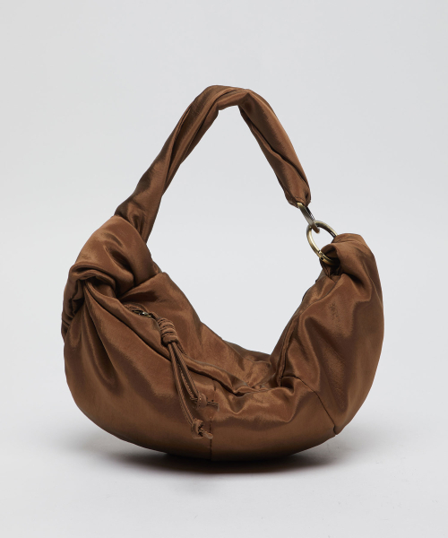 Archivepke(アーカイブエプク)の「O-ring twist bag(Vintage mocha)_OVBSX26153BRW(ショルダーバッグ・レディース・その他・OS)」の1枚目の写真