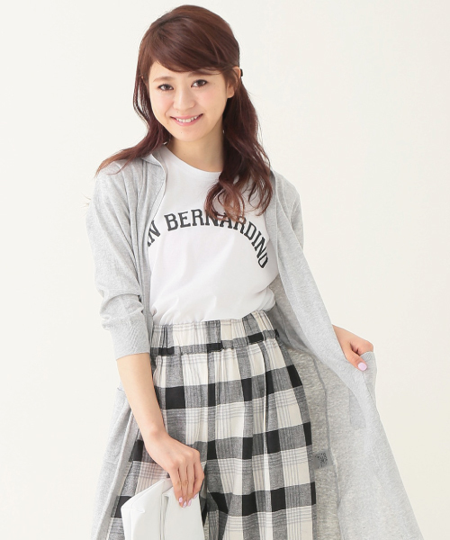 earth music&ecology(アースミュージックアンドエコロジー)の「【2016Summer】ドルマンロゴTシャツ(Tシャツ/カットソー・レディース・オフホワイト/LT.Gray/ブラック/カーキ・FREE)」の2枚目の写真