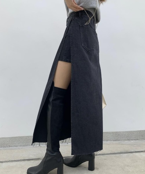 BIRTHDAY BASH（バースデイバッシュ）の「DENIM SLIT SKIRT in SHORT PANTS（デニムスリットスカートインショートパンツ）（スカート・レディース・ブルー/ブラック・SMALL/MEDIUM/LARGE）」の13枚目の写真