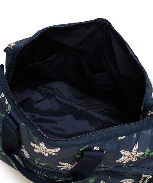 LeSportsac（レスポートサック）の「DELUXE LG WEEKENDER フローラルブルームズネイビー（ボストンバッグ・レディース・ブルー・FREE）」の5枚目の写真