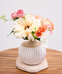COMMON WARE（コモンウェアー）の「MRW : CT flower porcelain vacse 触媒加工花束 フラワーベースセット（フラワーベース）」