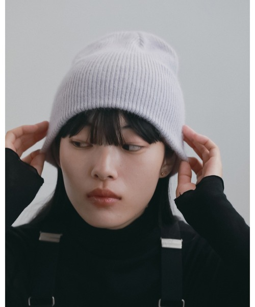 anuke(アンヌーク)の「Raccoon Knit Beanie(ニットキャップ/ビーニー・レディース・アイボリー/ラベンダー/オリーブ/チャコールグレー・FREE)」の4枚目の写真
