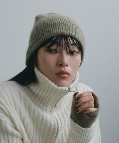 anuke(アンヌーク)の「Raccoon Knit Beanie(ニットキャップ/ビーニー・レディース・アイボリー/ラベンダー/オリーブ/チャコールグレー・FREE)」の3枚目の写真