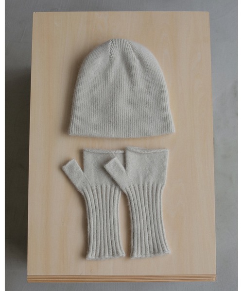 anuke(アンヌーク)の「Raccoon Knit Beanie(ニットキャップ/ビーニー・レディース・アイボリー/ラベンダー/オリーブ/チャコールグレー・FREE)」の22枚目の写真