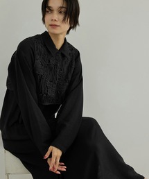 Cut off embroidery ワンピース