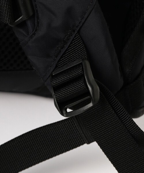 こども ビームス(コドモビームス)の「THE NORTH FACE / キッズ レクタング デイパック 2026FW(17L)(トートバッグ・キッズ・ブラック・ONE SIZE)」の4枚目の写真
