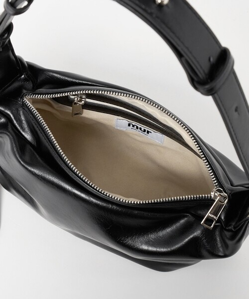 mur(ミュール)の「<mur>NUOVO BAG MINI ショルダーバッグ(ショルダーバッグ・レディース・ブラック/ダークブラウン・FREE)」の18枚目の写真