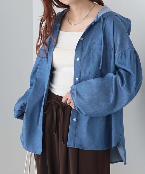 BONLECILL(ボンルシール)の「デニムフーディーシャツパーカー(シャツ/ブラウス・レディース・ネイビー/ブルー/ブラック・FREE)」の17枚目の写真