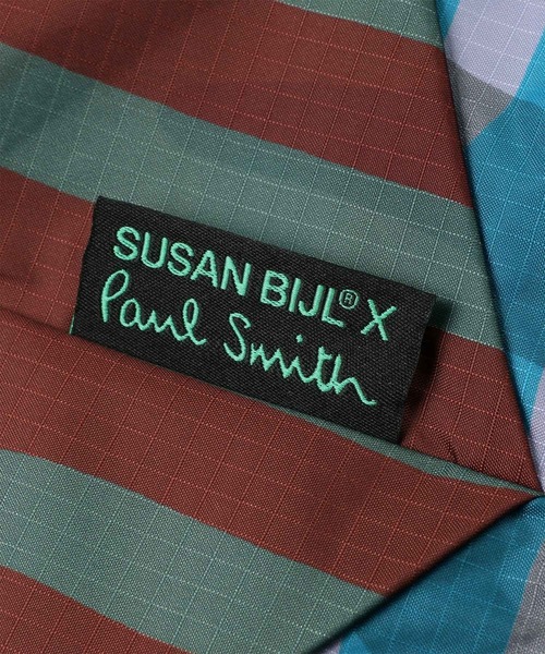 Paul Smith(ポールスミス)の「Susan Bijl x Paul Smith "The New Shopping Bag" Medium【553451 BIJLM】(エコバッグ/サブバッグ・メンズ・ベージュ/ライトインディゴブルー・FREE)」の4枚目の写真