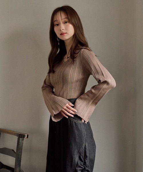 mideal(マイディール)の「flare sleeve rib knit / フレアスリーブリブニット(ニット/セーター・レディース・ボルドー/ネイビー/ブラウン・FREE)」の17枚目の写真