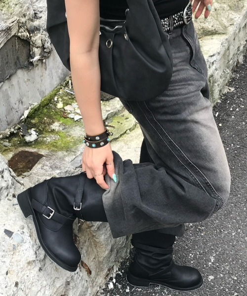 Chikashitsu +（チカシツプラス）の「【Chikashitsu +】Three-dimensional denim pants / 【チカシツプラス】スリーディメンショナルデニムパンツ（デニムパンツ・メンズ・ブラック・M/S）」の8枚目の写真