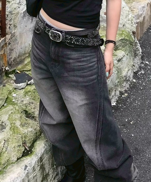 Chikashitsu +（チカシツプラス）の「【Chikashitsu +】Three-dimensional denim pants / 【チカシツプラス】スリーディメンショナルデニムパンツ（デニムパンツ・メンズ・ブラック・M/S）」の7枚目の写真