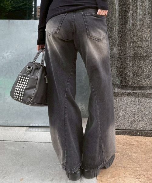 Chikashitsu +（チカシツプラス）の「【Chikashitsu +】Three-dimensional denim pants / 【チカシツプラス】スリーディメンショナルデニムパンツ（デニムパンツ・メンズ・ブラック・M/S）」の14枚目の写真