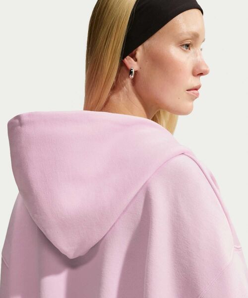 NIKE（ナイキ）の「ナイキ スタジオ フリース ミディアムウェイト ウィメンズ オーバーサイズド クロップド フルジップ スウェットシャツ / Nike Studio Fleece Medium Weight Women's Oversized Cropped Full-Zip Sweatshirt IV5748-663 Pink Foam（パーカー・レディース・ピンク・XL/L/M/S/XS）」の8枚目の写真