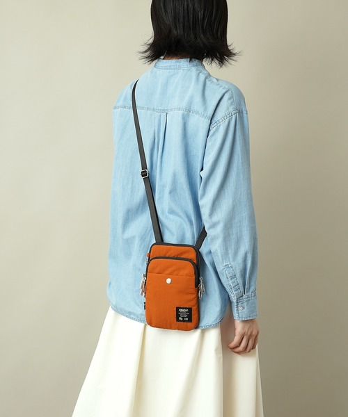 moz(モズ)の「【moz(モズ)】軽量 軽撥水 サコッシュ スマホショルダーバッグ ZZQK-01(ショルダーバッグ・レディース・オレンジ/ブルーグレー/ベージュ/ブラック・ONE SIZE)」の11枚目の写真