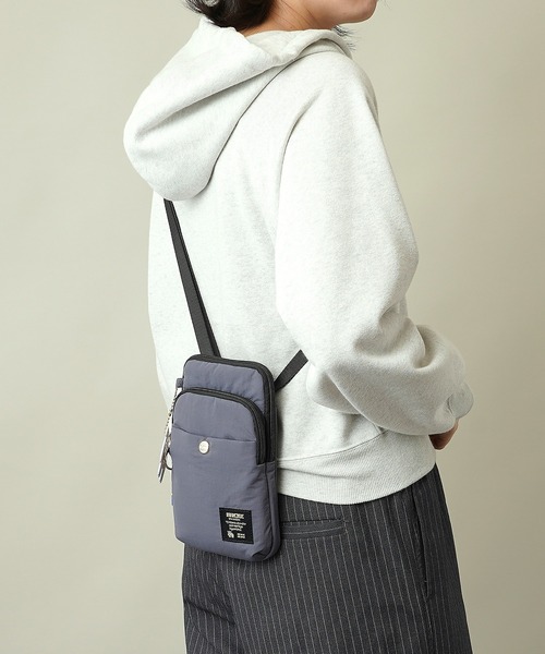 moz(モズ)の「【moz(モズ)】軽量 軽撥水 サコッシュ スマホショルダーバッグ ZZQK-01(ショルダーバッグ・レディース・オレンジ/ブルーグレー/ベージュ/ブラック・ONE SIZE)」の19枚目の写真