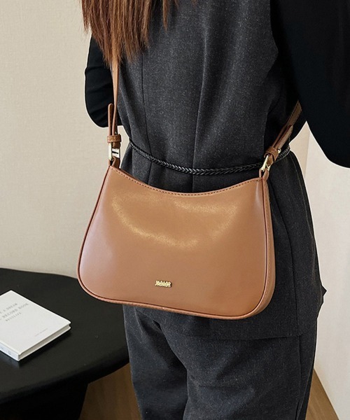 ONEP STAR(ワンピスター)の「カーブシルエットショルダーバッグ(ショルダーバッグ・レディース・ワインレッド/ブラウン/オフホワイト/ダークブラウン/ブラック・FREE)」の13枚目の写真