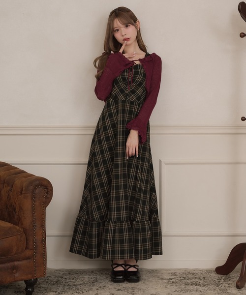 apres jour(アプレジュール)の「肩フリルフロントギャザーティアードキャミワンピース(ワンピース・レディース・チャコールグレー/ブラック/グレー系その他・X-LARGE/フリー)」の13枚目の写真