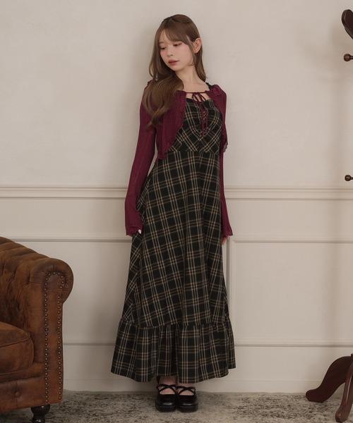 apres jour(アプレジュール)の「肩フリルフロントギャザーティアードキャミワンピース(ワンピース・レディース・チャコールグレー/ブラック/グレー系その他・X-LARGE/フリー)」の14枚目の写真