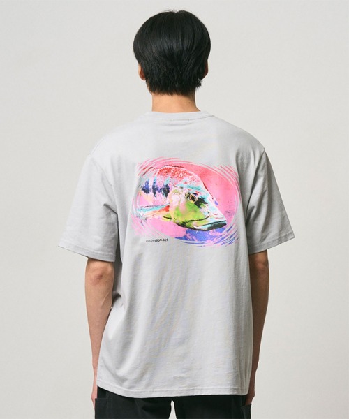 Gramicci(グラミチ)の「BASS TEE|バスTシャツ(Tシャツ/カットソー・メンズ・ネイビー/ホワイト/ブラック系その他/グレー系その他・S/L/XL/2XL)」の1枚目の写真