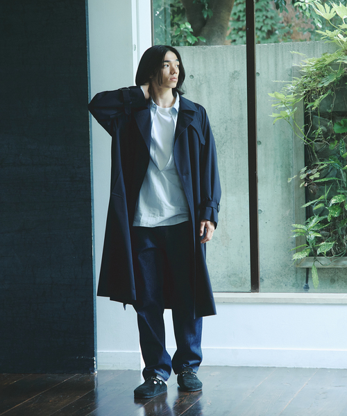 JOURNAL STANDARD(ジャーナルスタンダード)の「コットン ギャバジン フロー コート(ステンカラーコート・メンズ・ブラック・MEDIUM/LARGE)」の3枚目の写真
