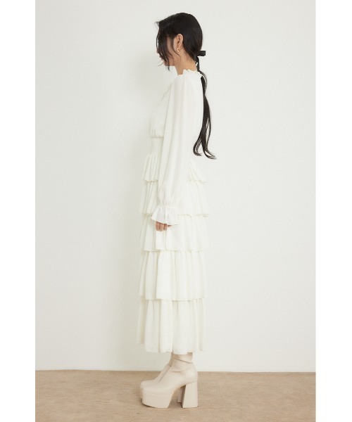 rienda(リエンダ)の「ドットフラワーウエストシャーリングワンピース 秋服(ワンピース・レディース・ホワイト/レッド系その他/ブラック系その他・SMALL/MEDIUM)」の11枚目の写真