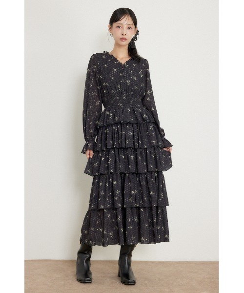 rienda(リエンダ)の「ドットフラワーウエストシャーリングワンピース 秋服(ワンピース・レディース・ホワイト/レッド系その他/ブラック系その他・SMALL/MEDIUM)」の16枚目の写真
