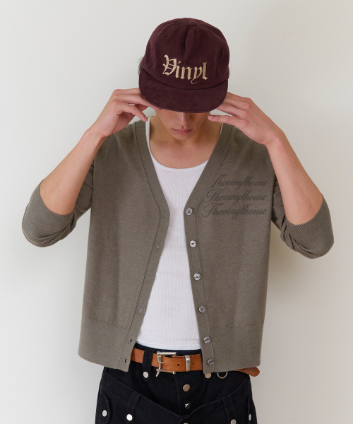 THEVINYLHOUSE(ザバイニルハウス)の「BASIC V NECK CARDIGAN(W) KHAKI(カーディガン/ボレロ・レディース・その他・FREE)」の3枚目の写真