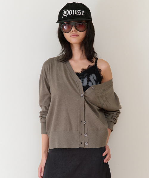 THEVINYLHOUSE(ザバイニルハウス)の「BASIC V NECK CARDIGAN(W) KHAKI(カーディガン/ボレロ・レディース・その他・FREE)」の6枚目の写真