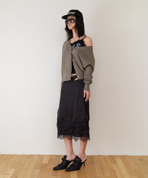 THEVINYLHOUSE(ザバイニルハウス)の「BASIC V NECK CARDIGAN(W) KHAKI(カーディガン/ボレロ・レディース・その他・FREE)」の10枚目の写真