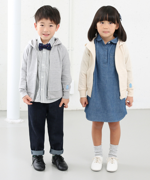 URBAN RESEARCH DOORS（アーバンリサーチドアーズ）の「FORK＆SPOON ZIPパーカー（Tシャツ/カットソー・キッズ・グレー/アイボリー・90/105/135/120）」の7枚目の写真