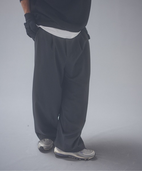 ADAM PATEK(アダムパテック)の「ADAMPATEK/woolblend still tuck wide pt/ワイドパンツ(スラックス・メンズ・グレー/ブラック・1/2)」の16枚目の写真