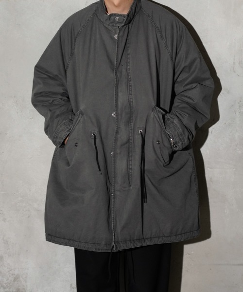 made in standard (メイドインスタンダード)の「MADE IN STANDARD / メイドインスタンダード M-65 FIELD RAGLAN COAT ミリタリー コート シンサレート(ミリタリージャケット・メンズ・ホワイト/チャコールグレー/ブラック・MEDIUM/LARGE)」の3枚目の写真