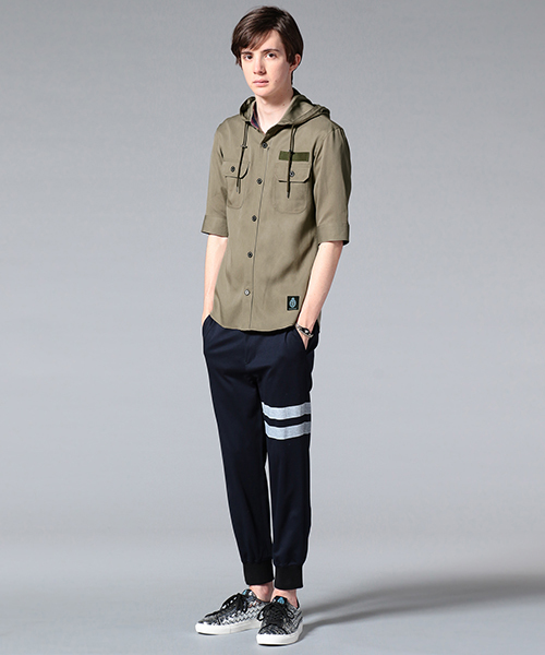 GUILD PRIME(ギルドプライム)の「【GUILD PRIME】MENS ミリタリーシャツパーカー(パーカー・メンズ・ホワイト/カーキ・2/1/3)」の3枚目の写真