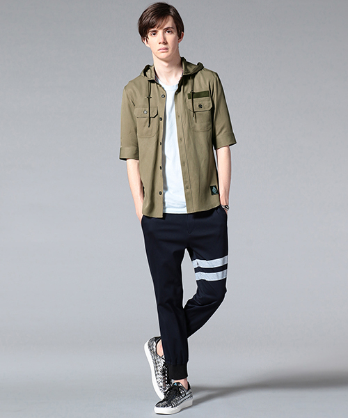 GUILD PRIME(ギルドプライム)の「【GUILD PRIME】MENS ミリタリーシャツパーカー(パーカー・メンズ・ホワイト/カーキ・2/1/3)」の4枚目の写真