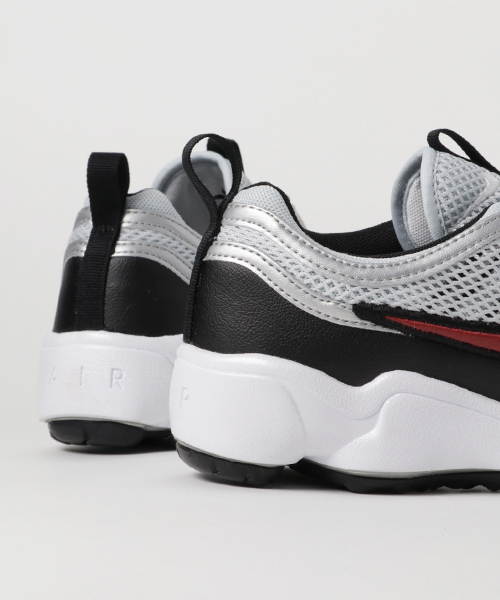 NIKE（ナイキ）の「NIKE ナイキ　W ZOOM SPIRIDON　ｽﾞｰﾑ ｽﾋﾟﾘﾄﾞﾝ 905221　002PPLTNM/DRED（スニーカー・レディース・シルバー系その他・26.5cm/27.5cm/28.0cm/25.5cm/24.5cm/23.5cm/27.0cm/29.0cm/26.0cm/25.0cm/24.0cm/23.0cm/28.5cm/22.5cm）」の9枚目の写真